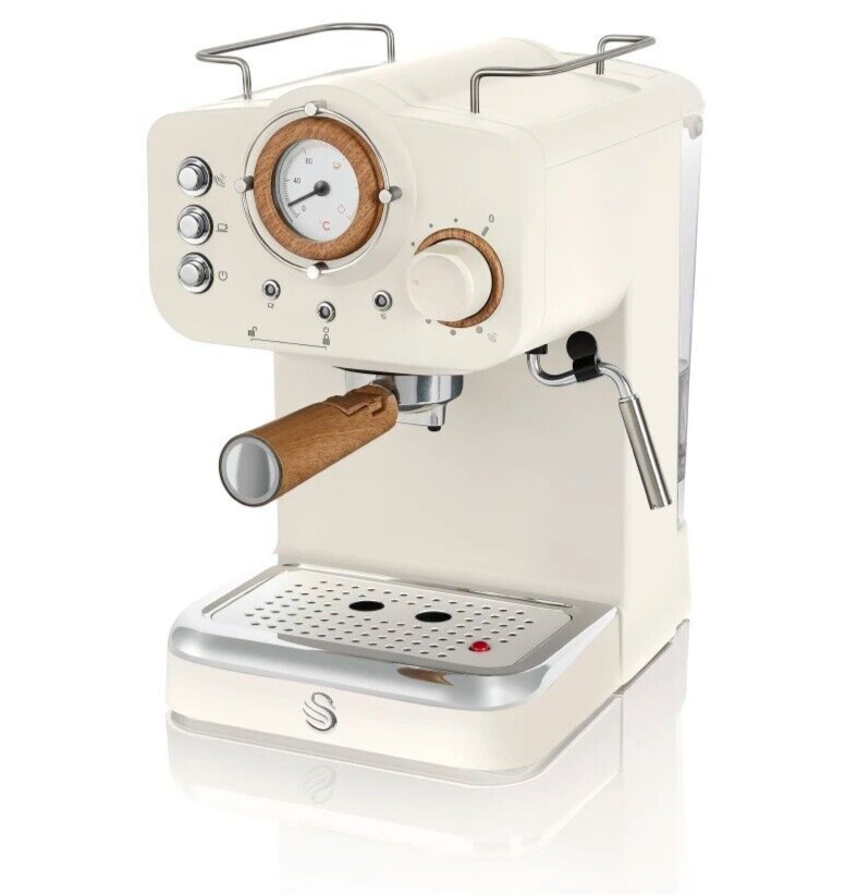 Swan Nordic White Pump Espresso Coffee Machine with Milk Frother SK22110WHTN