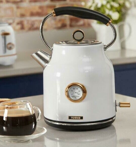 Tower Bottega Rose Gold & White Traditional Kettle with 3 Year Guarantee T10020W