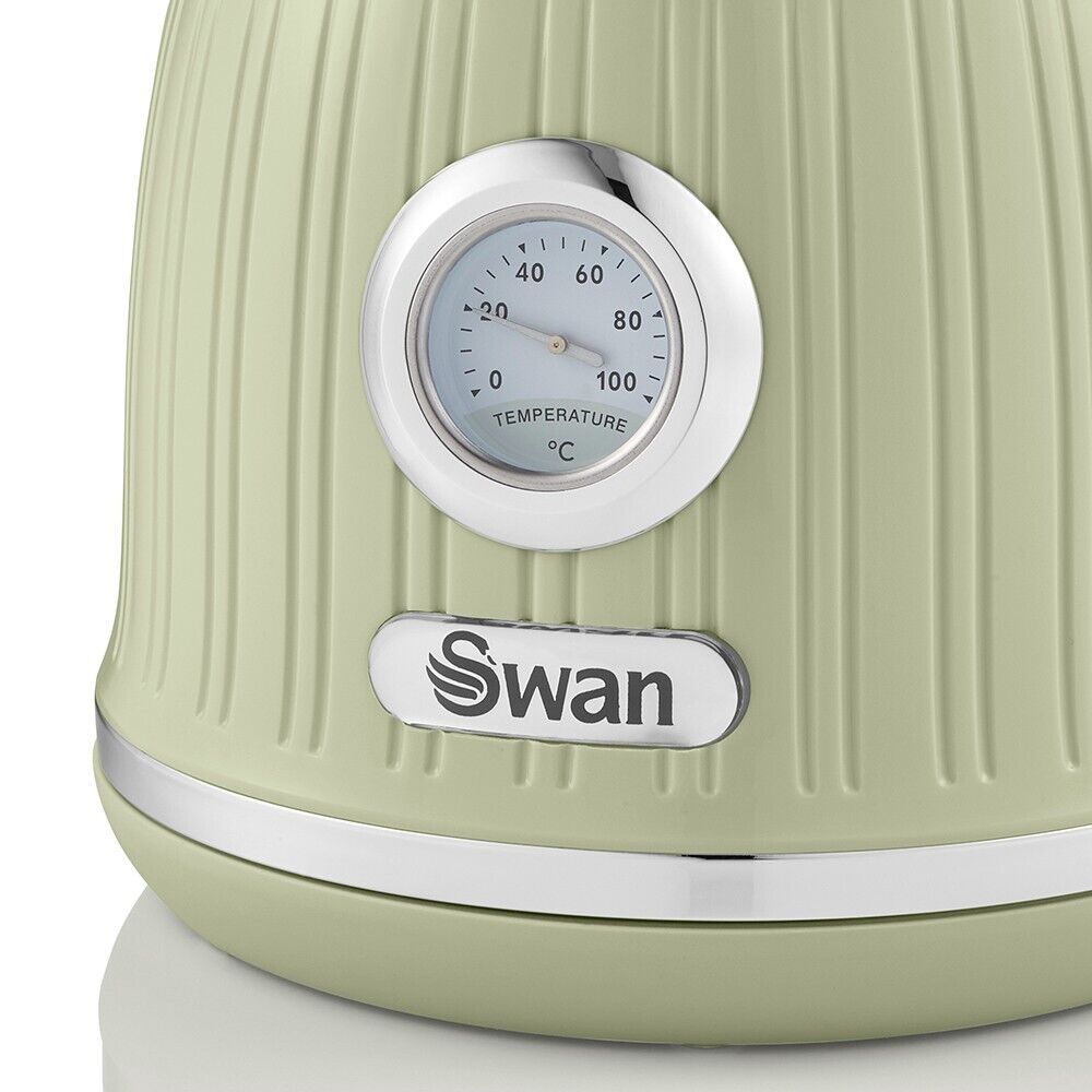 Swan Retro Green 1.5L 3KW Kettle with Temperature Dial. Vintage Design Kettle