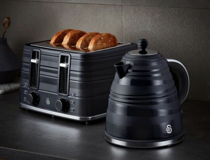 Swan Symphony Black Kettle & 4 Slice Toaster Contemporary Matching Kitchen Set