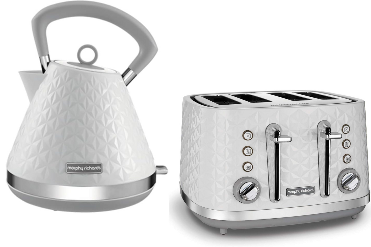 Morphy Richards Vector 1.5L 3KW Pyramid Kettle & 4 Slice Toaster in White