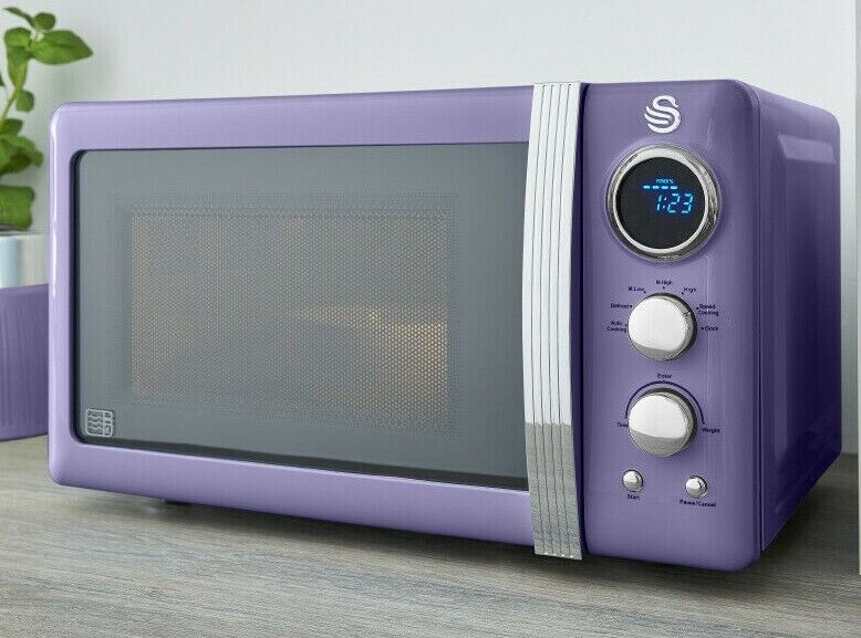 Swan Retro Purple Digital 800w 20L Microwave. Vintage Style Kitchen Microwave