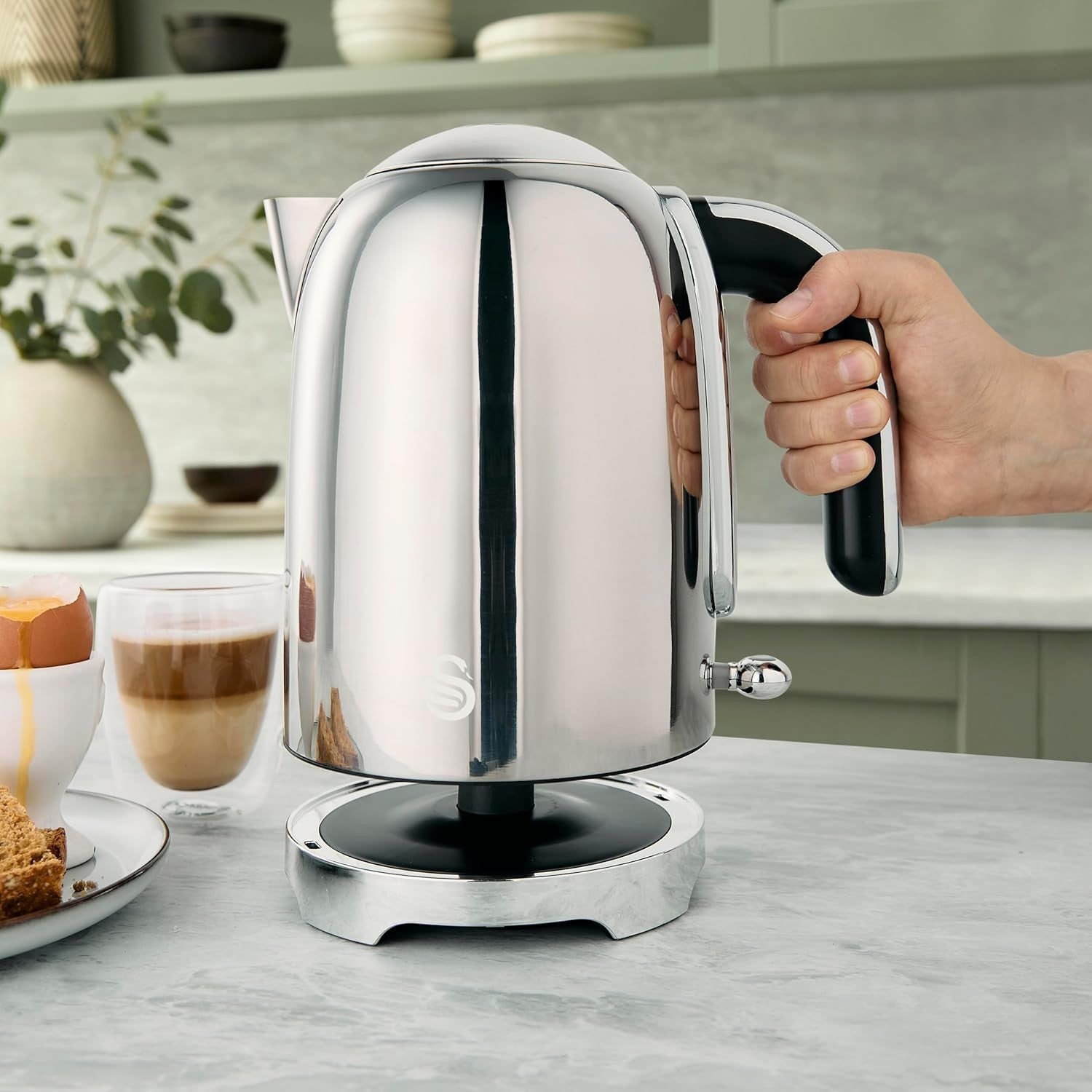 Swan Solace Stainlesss Steel 1.7L Kettle High Gloss Finish & Chrome Trim3