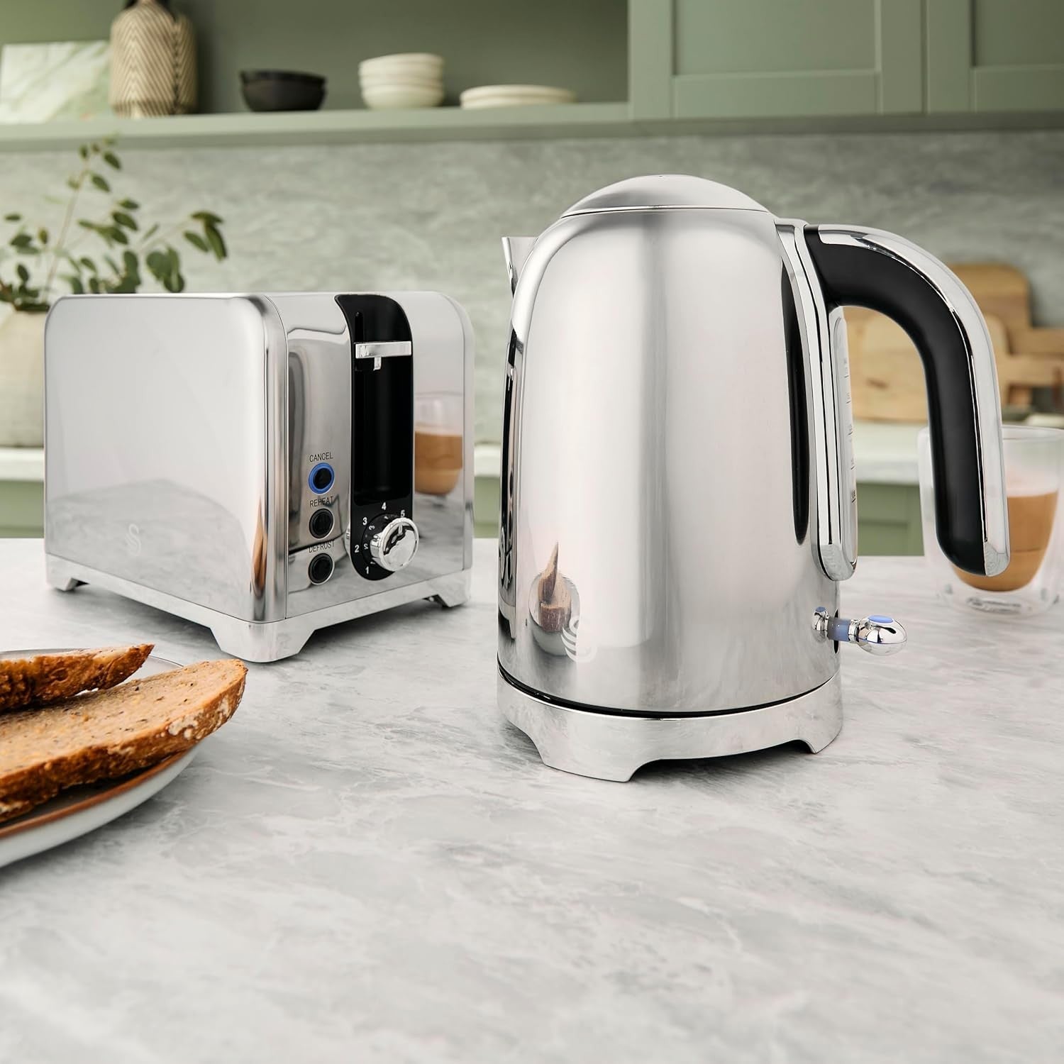 Swan Solace Stainlesss Steel 1.7L Kettle High Gloss Finish & Chrome Trim4