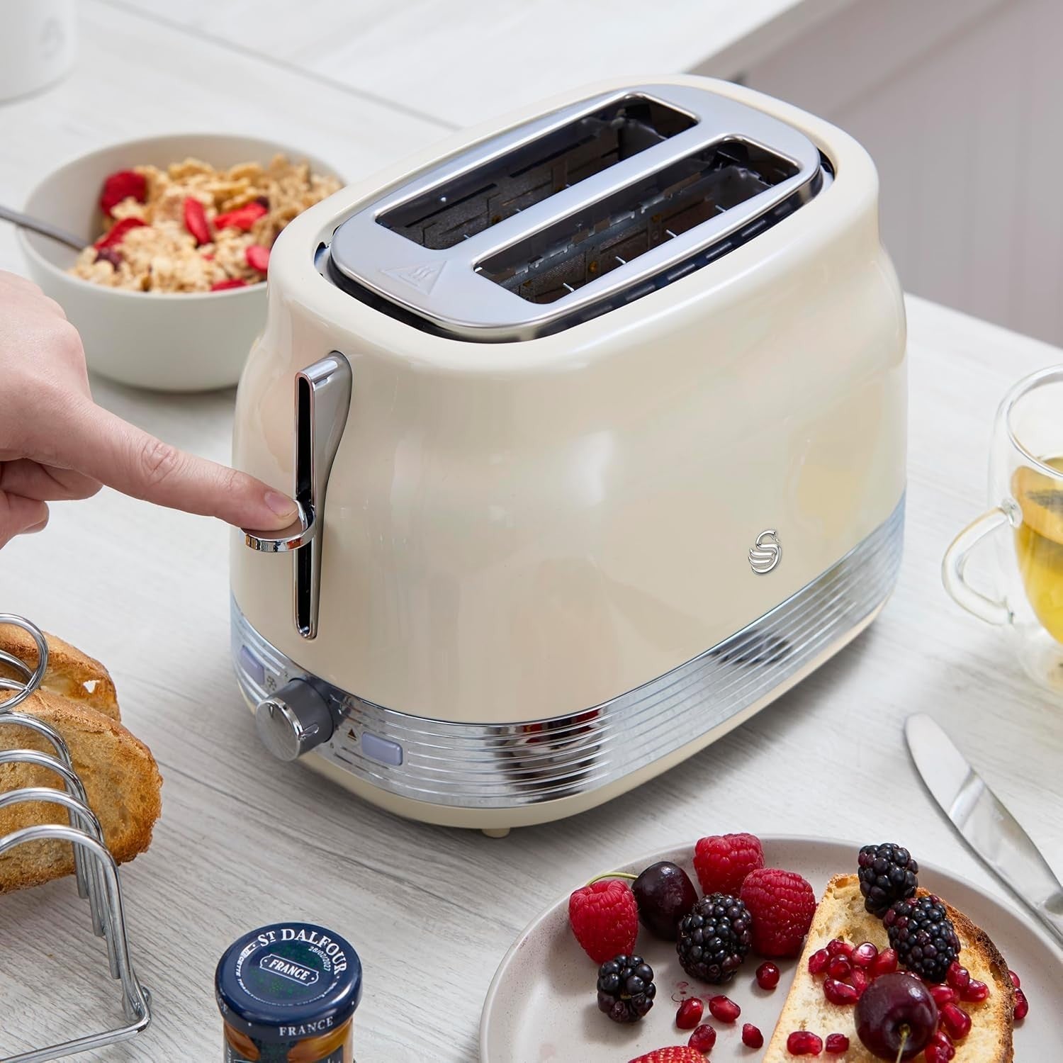 Swan Retro Revive Cream Stovetop Kettle 2 Slice Toaster Microwave Bundle Set5