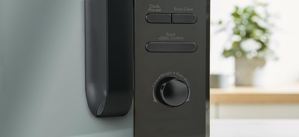 Swan Elegance Kettle, 4 Slice Toaster & 800W 20L Digital Microwave Set in Black7