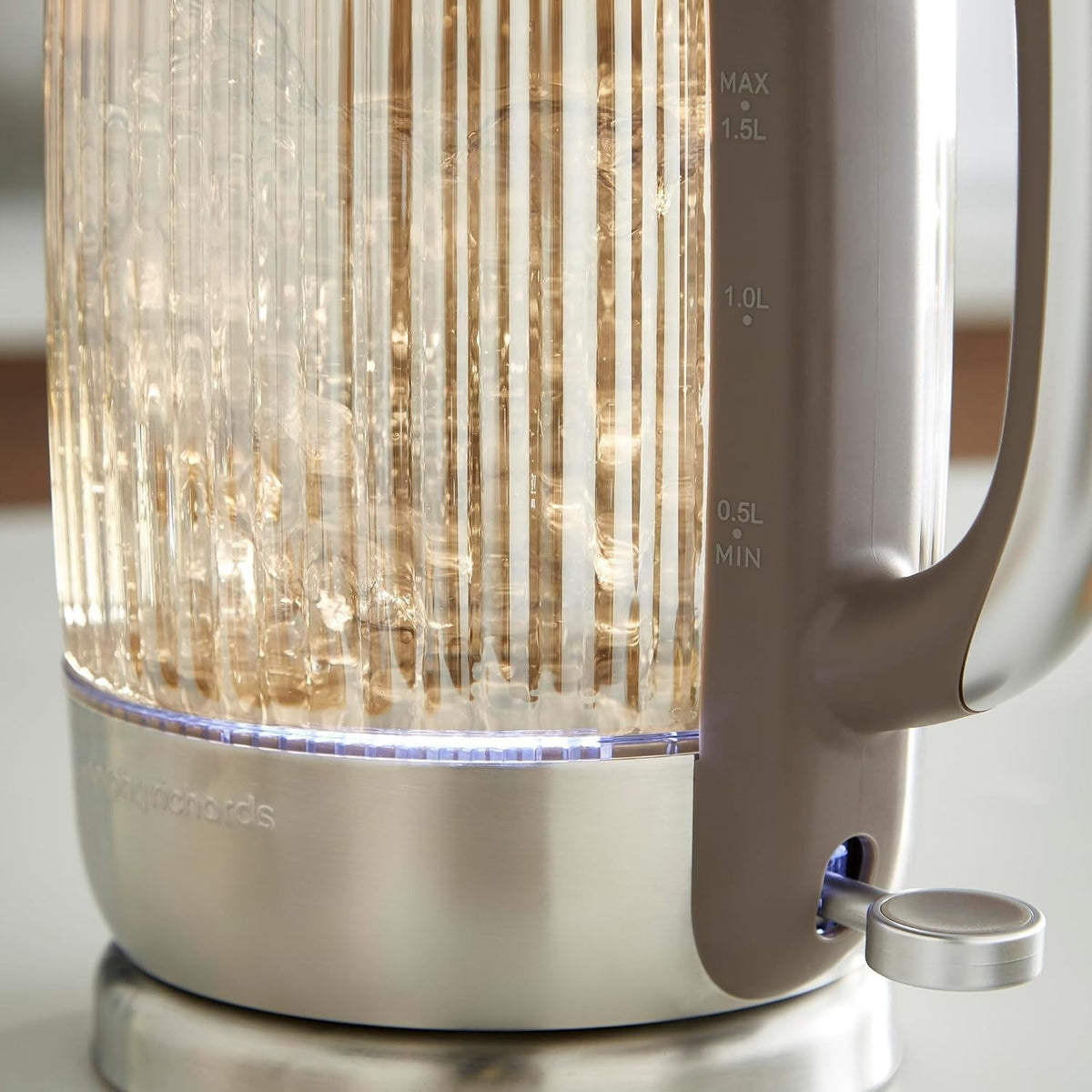Morphy Richards Lantern Amber Glass 1.5L 3KW Ribbed Jug Kettle3