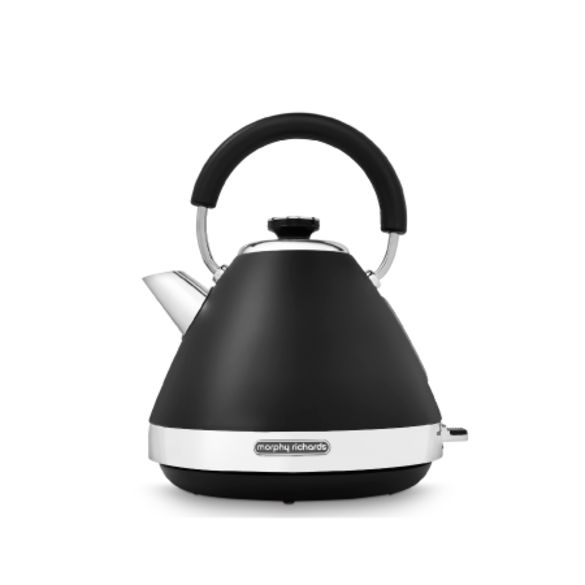Morphy Richards Venture Black Pyramid Kettle & 4 Slice Toaster Matching Set