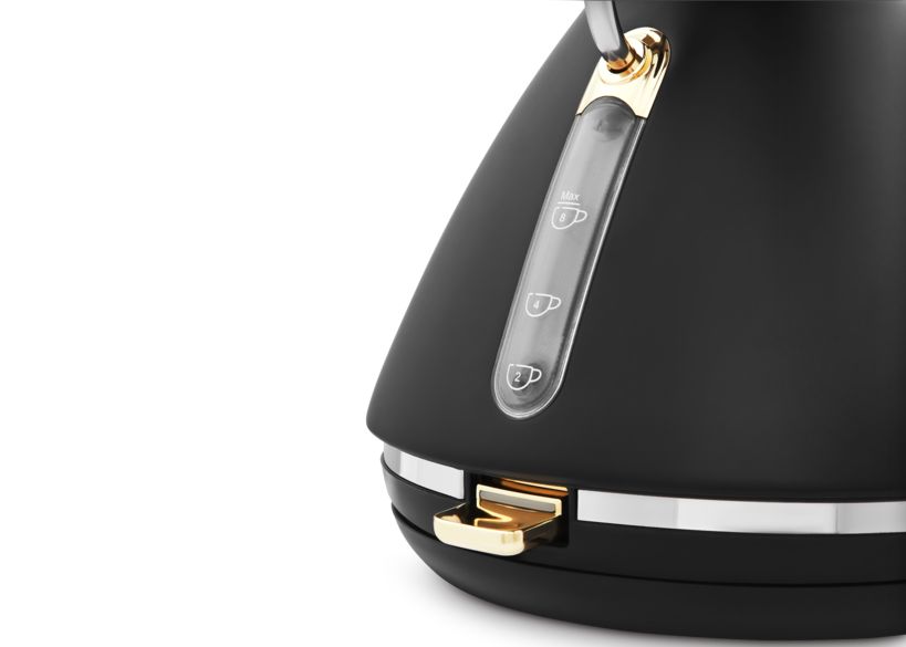 Morphy Richards Accents Black & Gold 1.5L 3KW Pyramid Kettle 102047