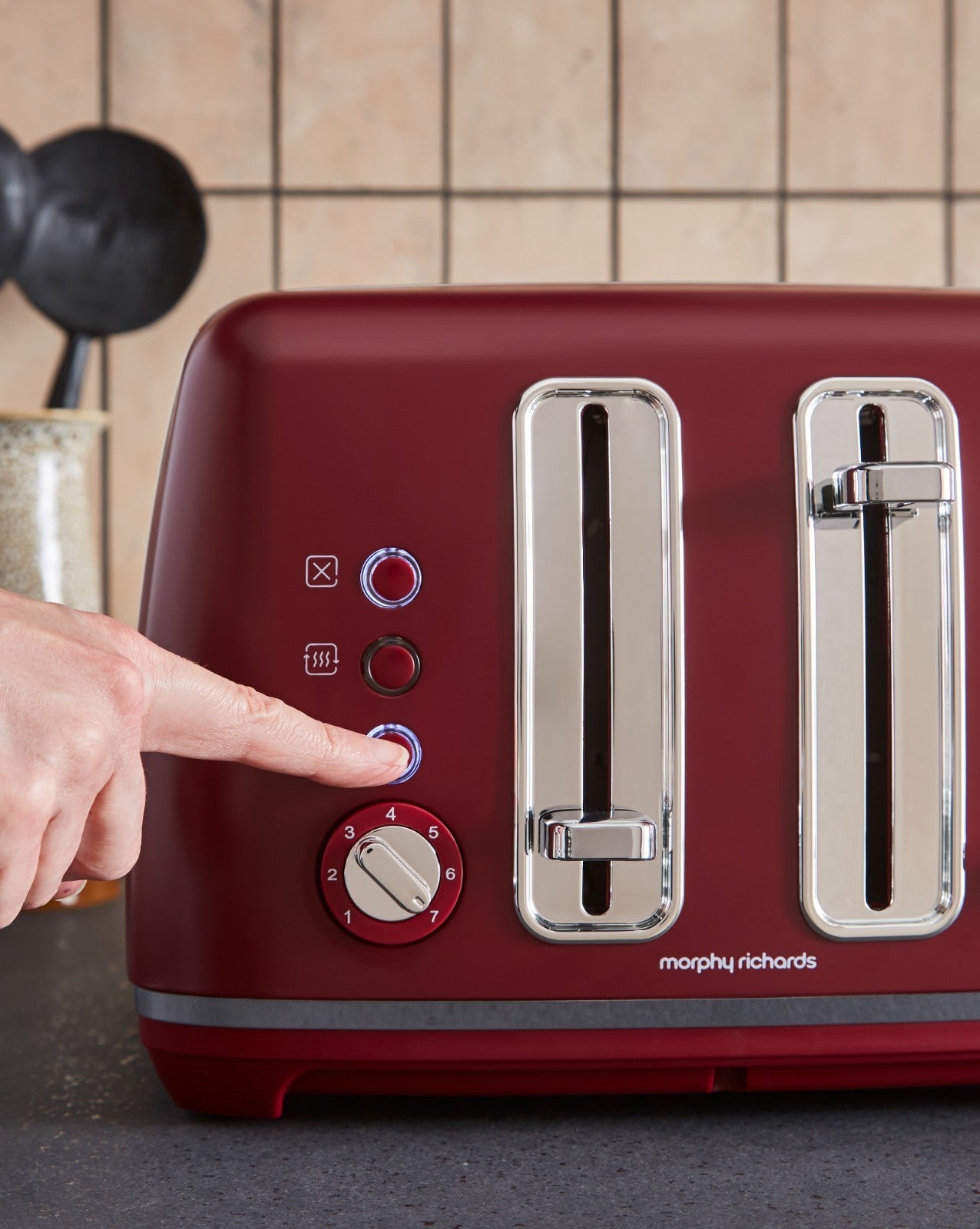 Morphy Richards Accents 4 Slice Toaster Rhubarb Limited Edition 420514