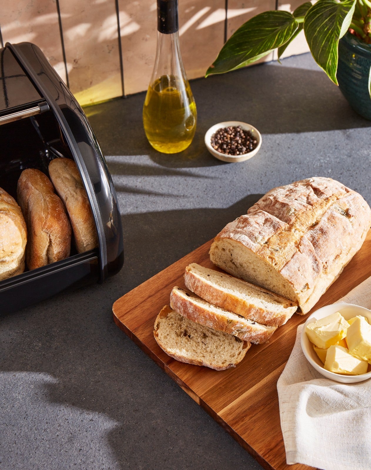 Morphy Richards Compact Bread Bin & Canisters Kitchen Storage Bundle 95112510