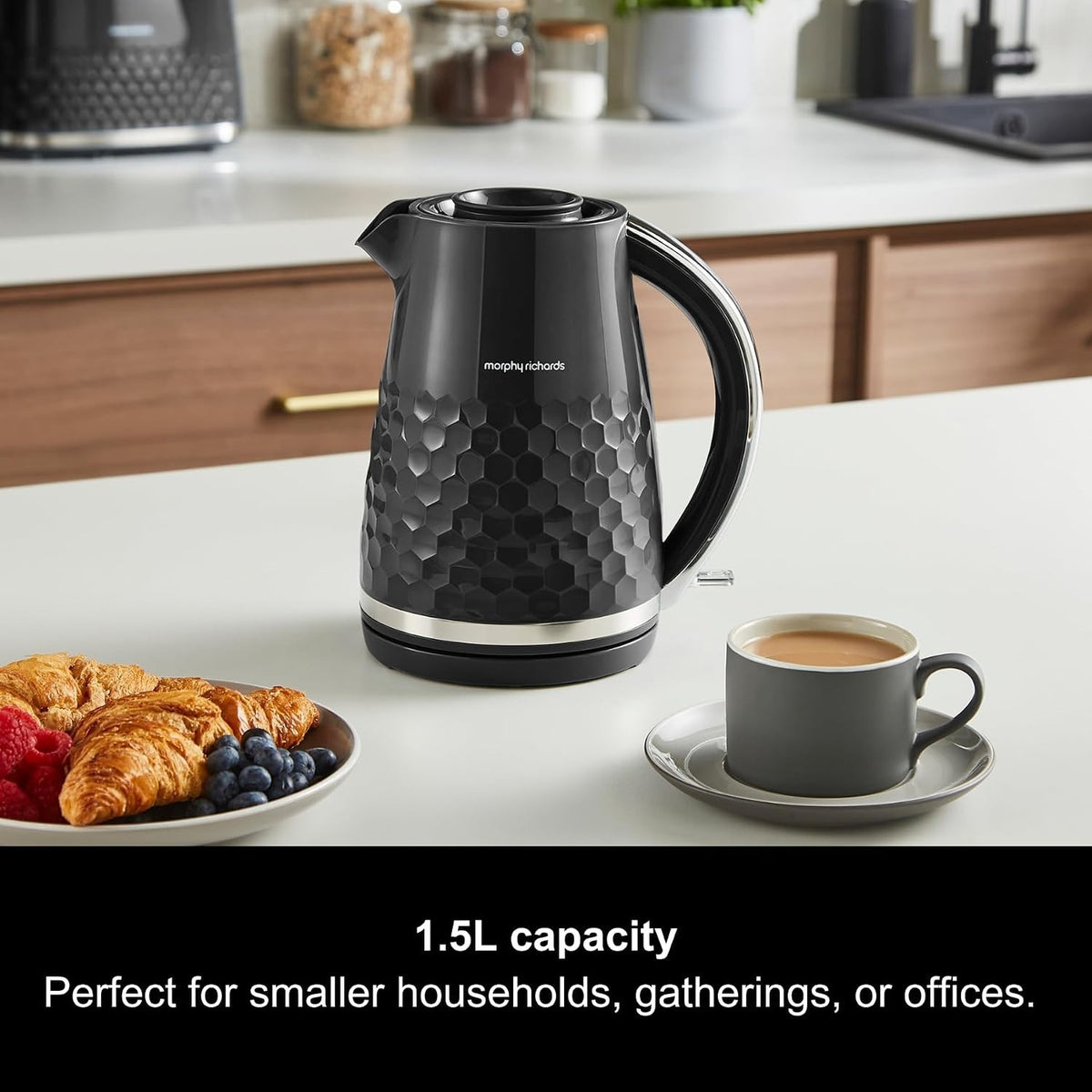 Morphy Richards Hive Black 1.5L 3KW Jug Kettle – 1082711