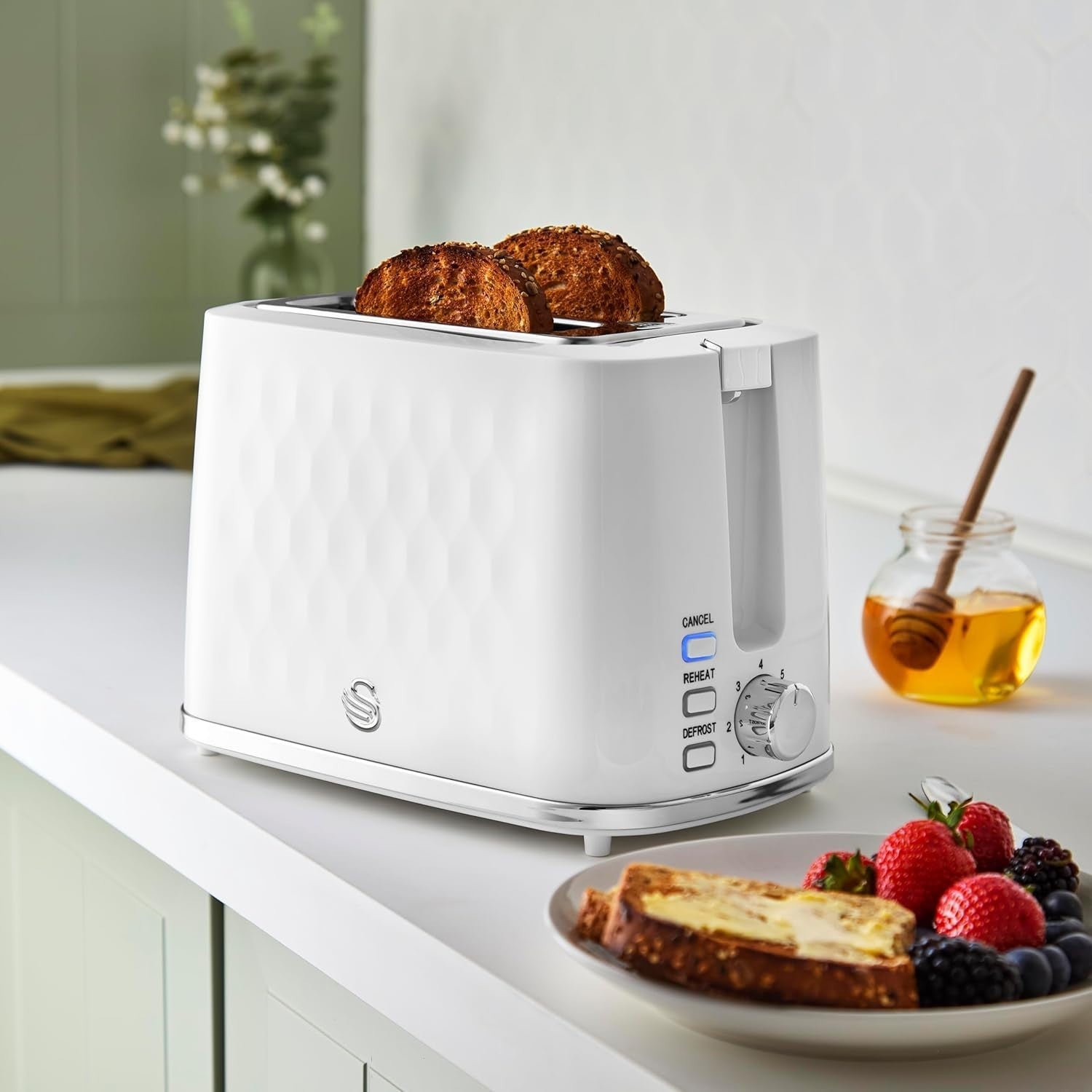 Swan Hexton White Kettle 2 Slice Toaster Plus 20L Digital Microwave SM4421WHT8