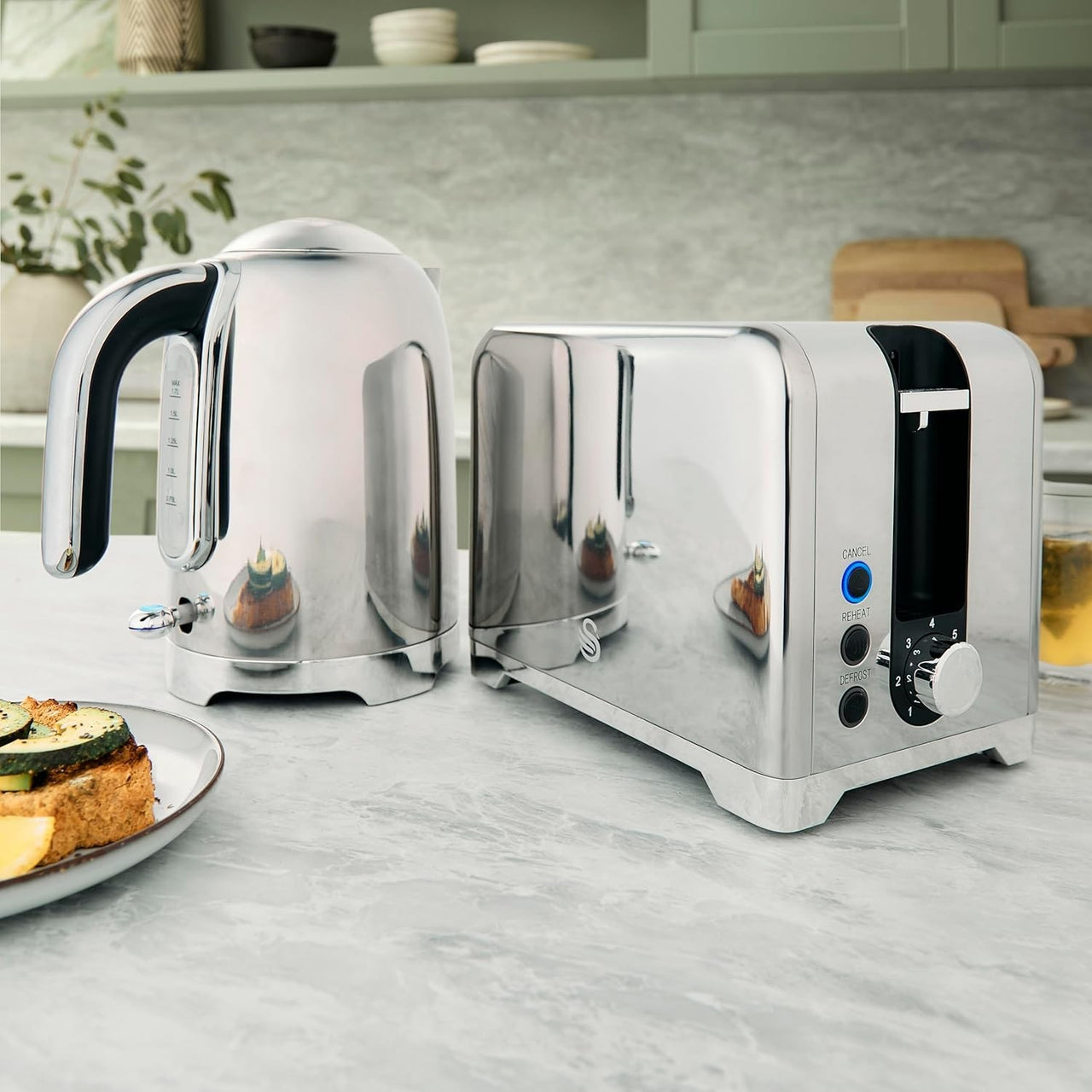 Swan Solace Stainless Steel Kettle & Toaster Silver Gloss Finish & Chrome Trim1