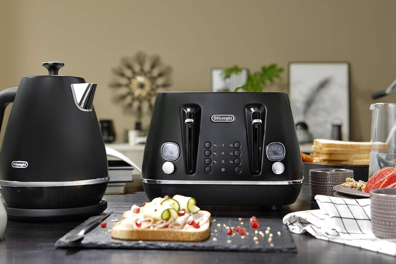DELONGHI Distinta X 1.7L Jug Kettle and 4 Slice Toaster Set. Black Metalilc Finish & Chrome Accents