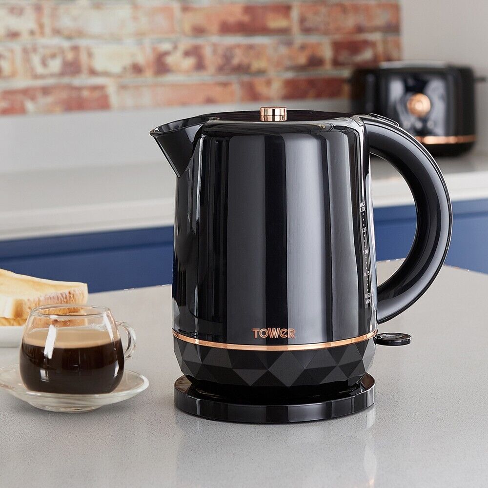 Tower Rose Gold & Black 1.5L Jug Kettle & 2 Slice Toaster. Matching Kitchen Set