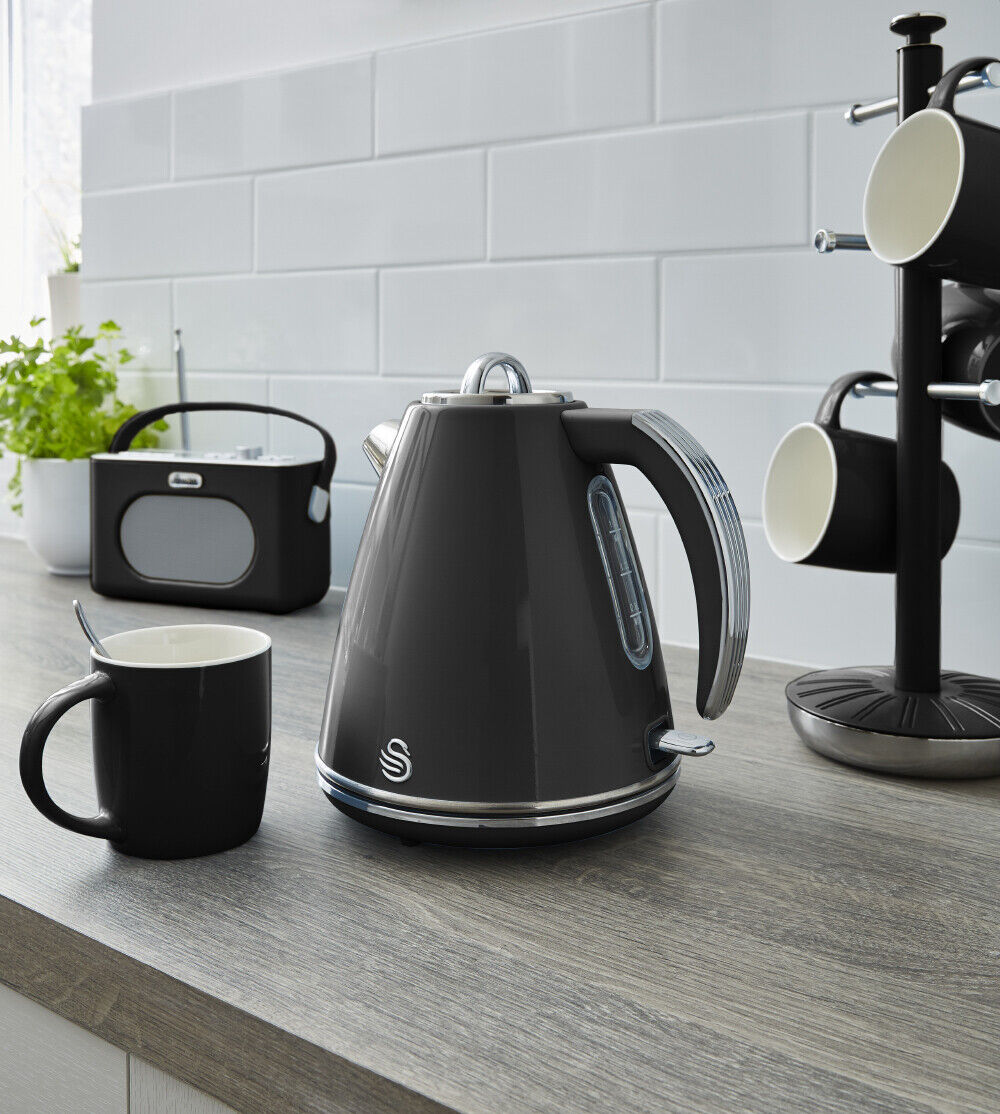 Swan Retro 1.5L 3KW Jug Kettle, 2 Slice Toaster, 800W 20L Digital Microwave & Canisters in Black