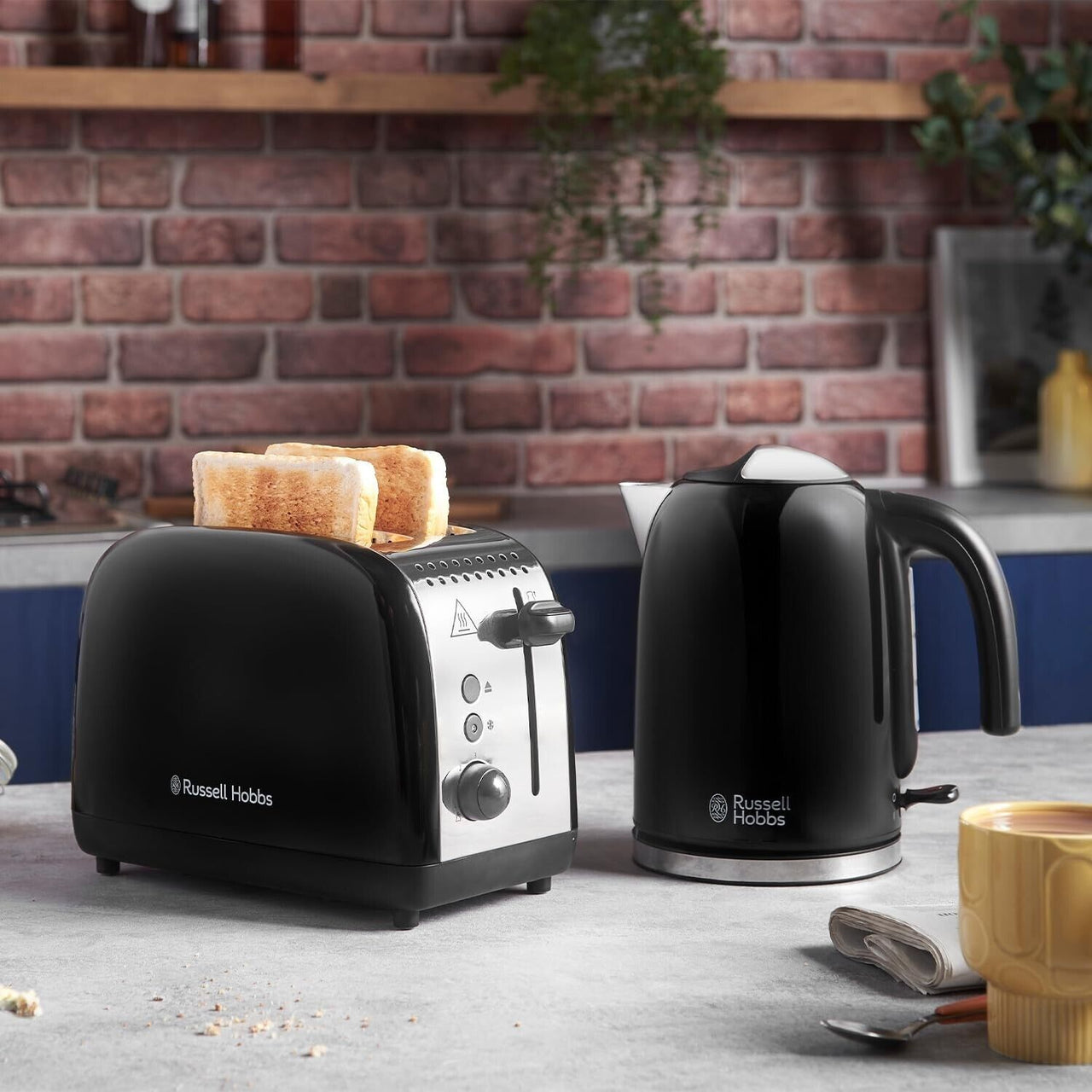 Russell Hobbs Colours Plus Black 1.7L Kettle & 2 Slice Toaster Matching Set
