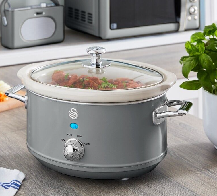 Swan Retro Grey 3.5L Slow Cooker Ultra Energy Efficient Cooking for the Family