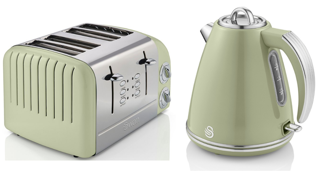 SWAN Retro Jug Kettle & 4 Slice Toaster ST34020GN Matching Kettle & Toaster Set