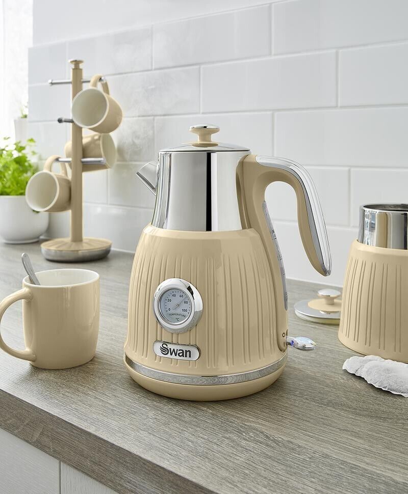 Swan Retro Cream Dial Kettle, 4 Slice Toaster & 3 Canisters Vintage Kitchen Set